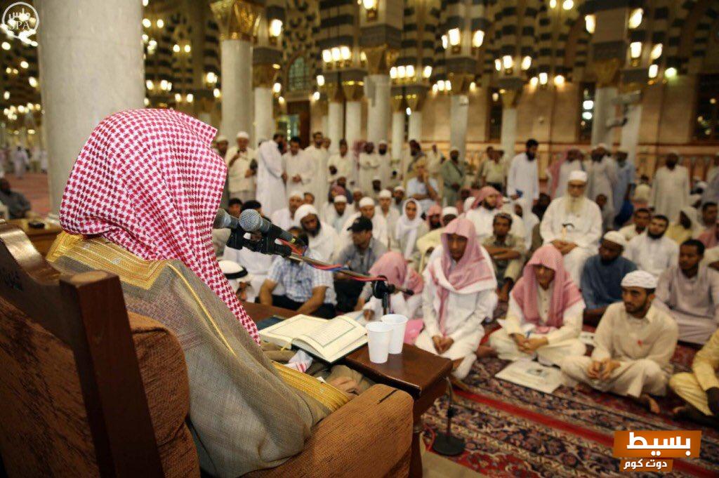 قصة ملهمة عن فضل مجالس الذكر تجربة منوعة ومفيدة تسلط الضوء على بركات الذكر وتأثيره في حياتنا اليومية 8 قصة عن فضل مجالس الذكر
